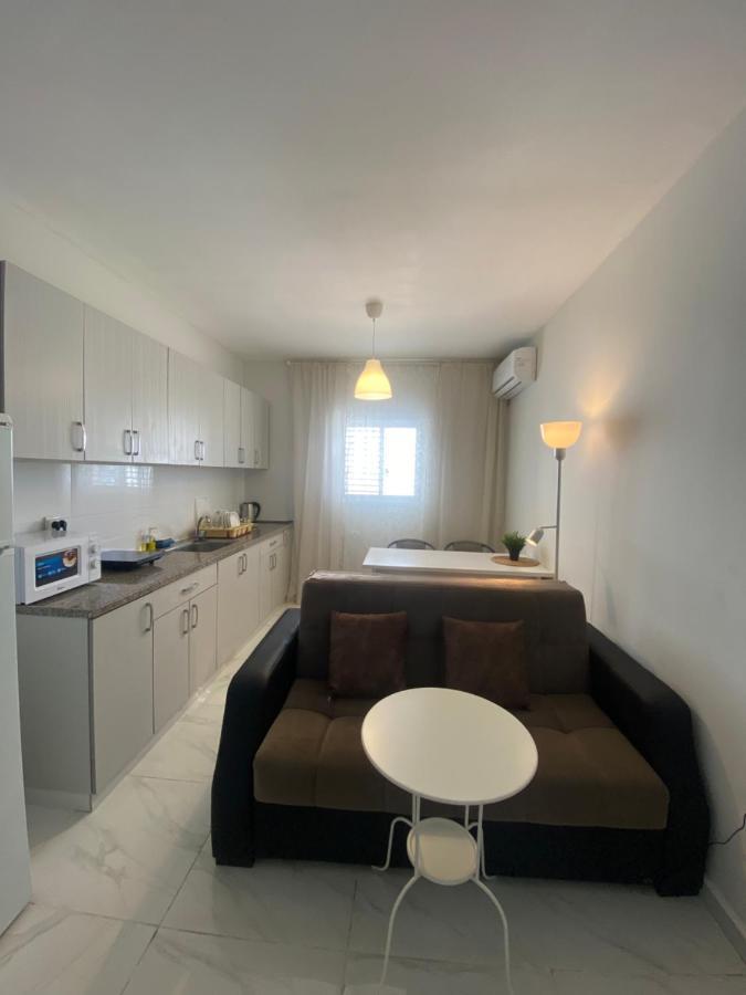 Apartment Oskar Beach Bat Yam Extérieur photo