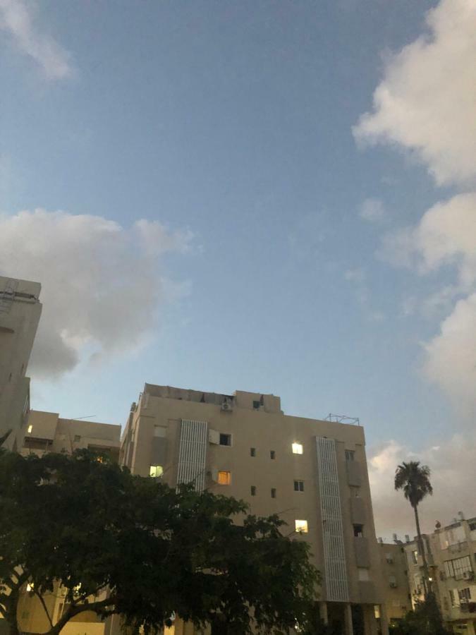 Apartment Oskar Beach Bat Yam Extérieur photo